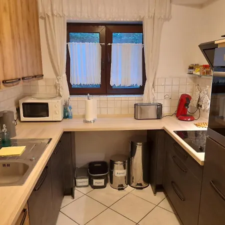 Gemuetliche Fuer Handwerker Und Monteure